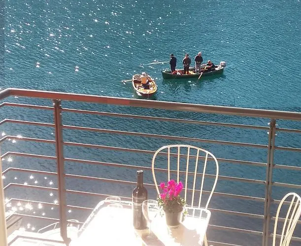 בית נופש A...fior Di